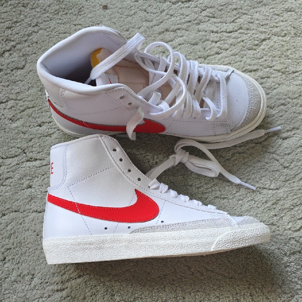 NWOT Nike Blazer Mid 77 Vintage CZ1055-101 US 5.5